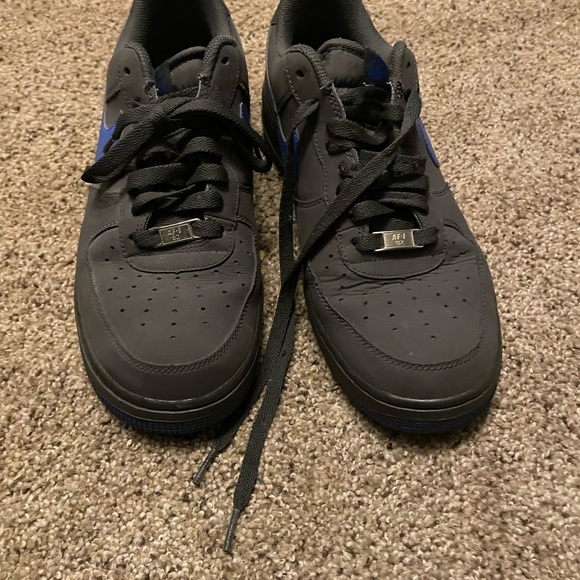 Royal Air Force ones - Picture 2 of 2